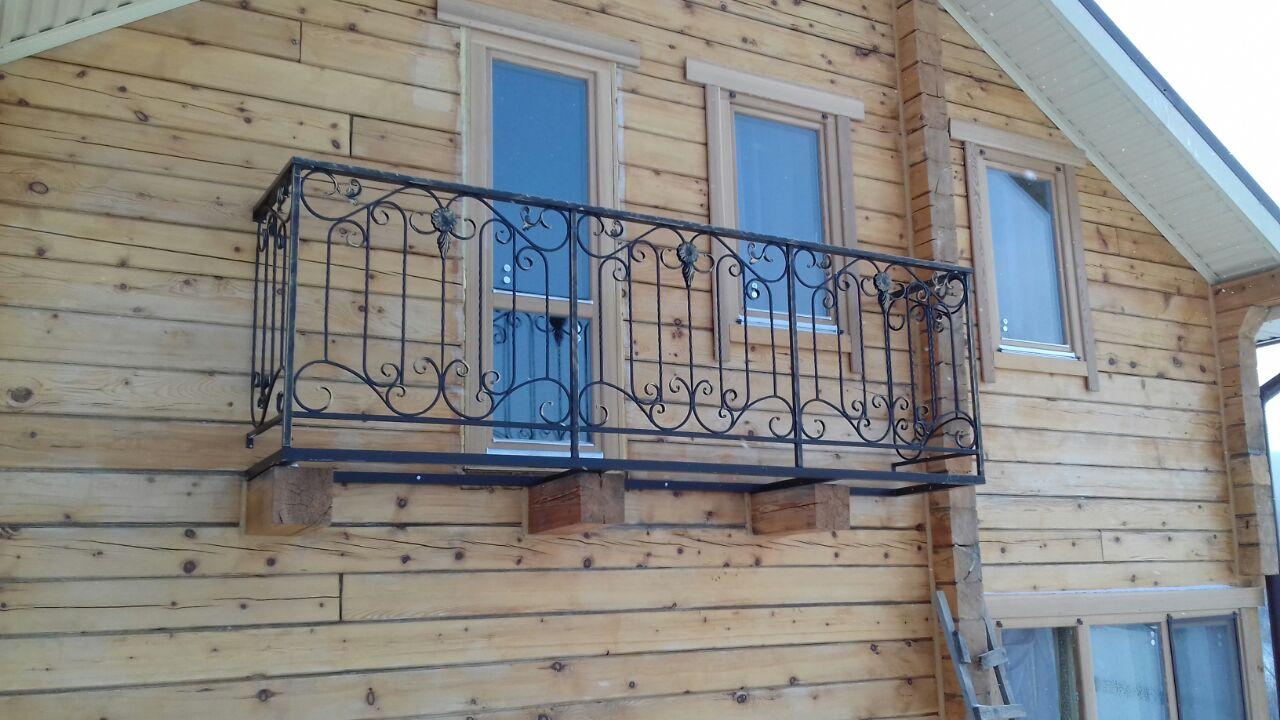 Каркас пола и ограждение балкона