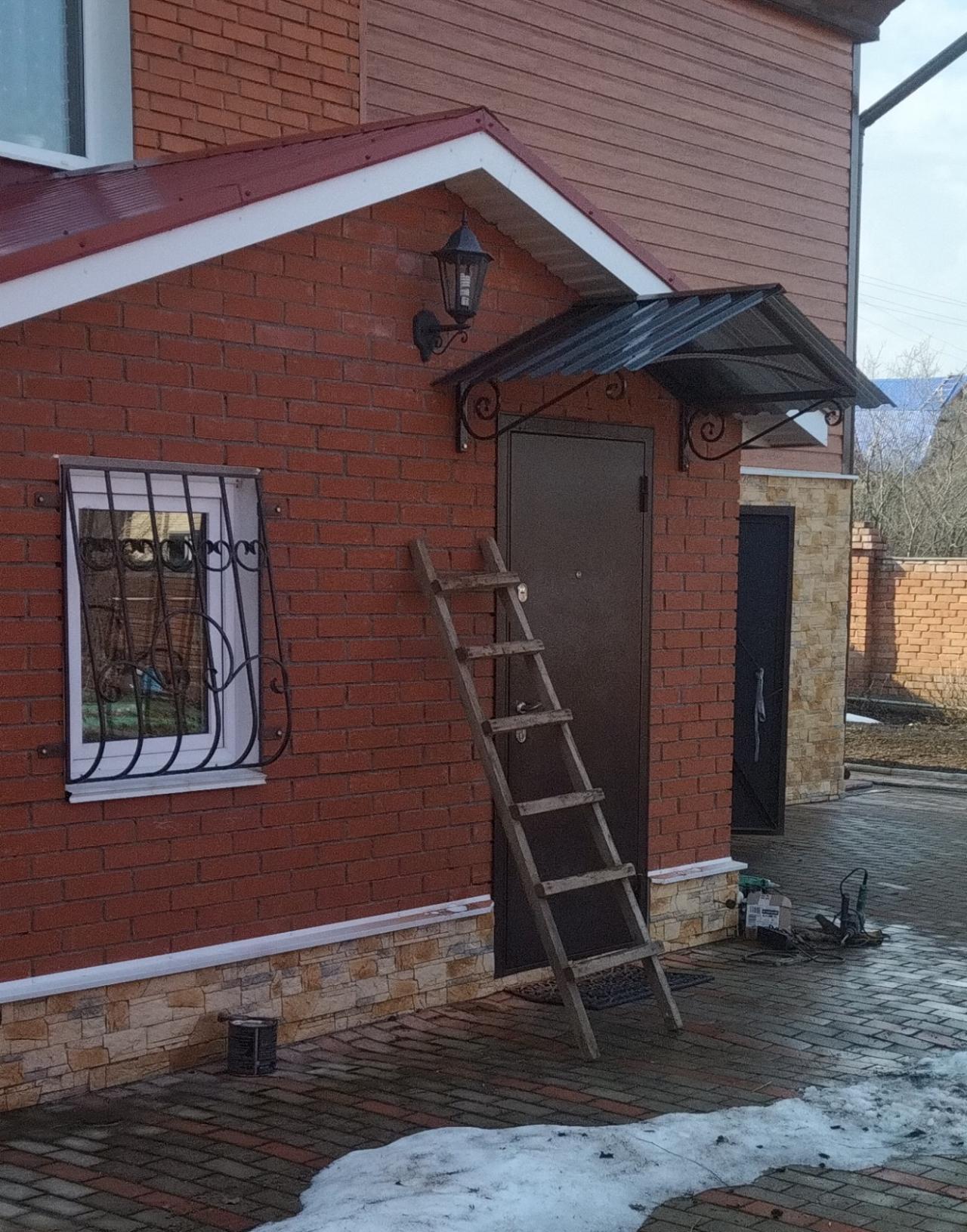 Навес выхода в сад